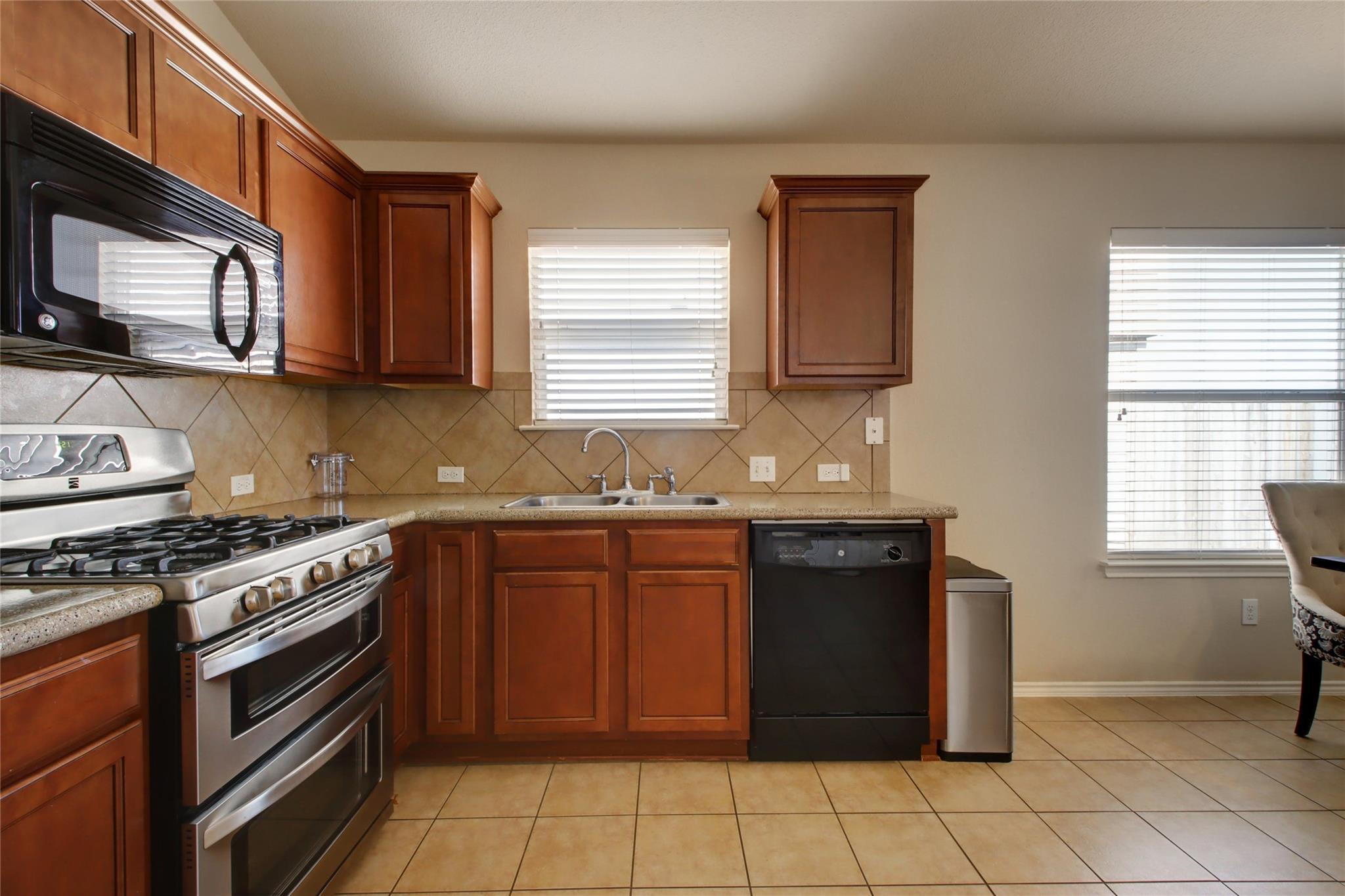2731 Herrington CV