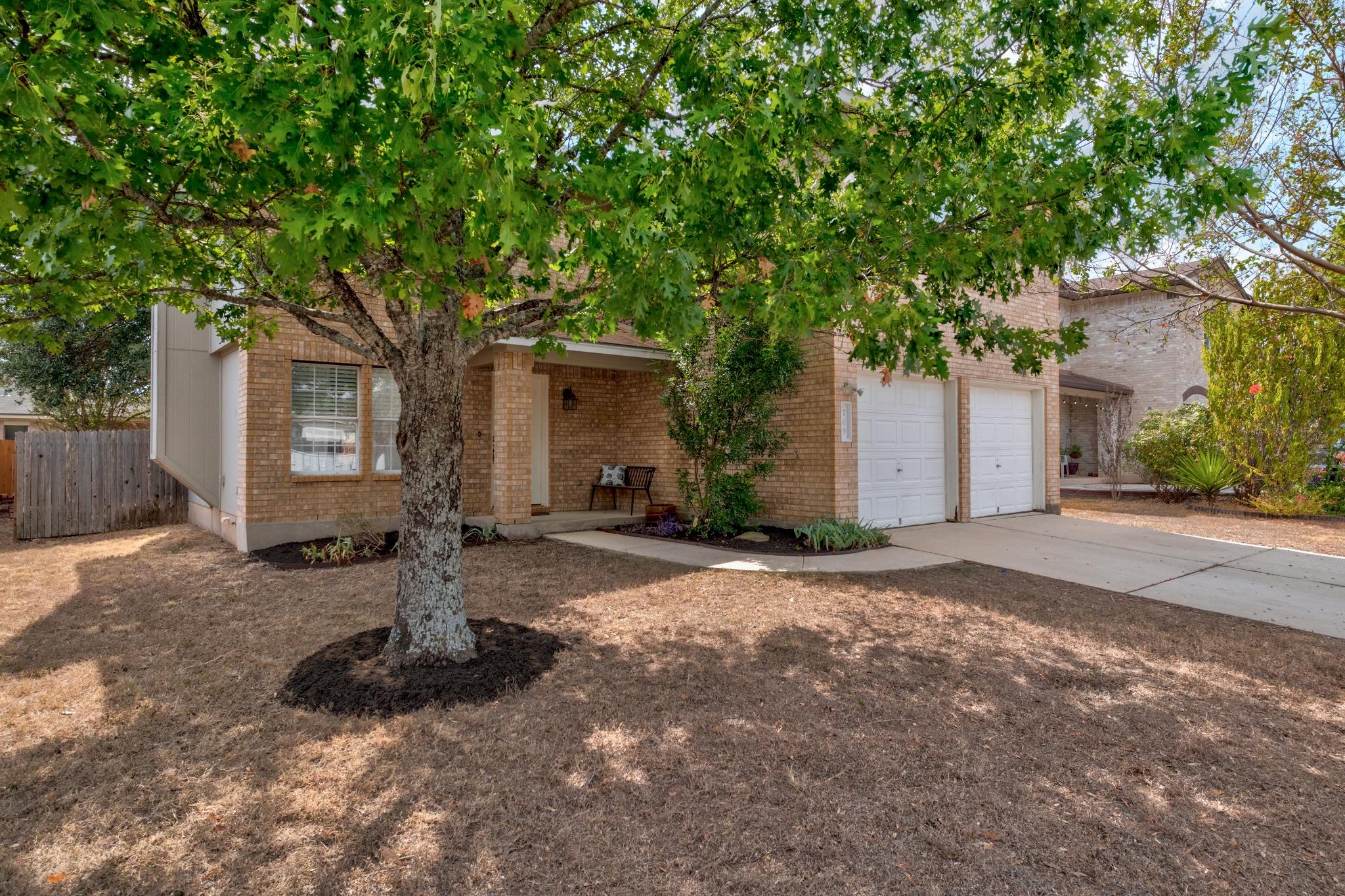 709 Black Isle DR