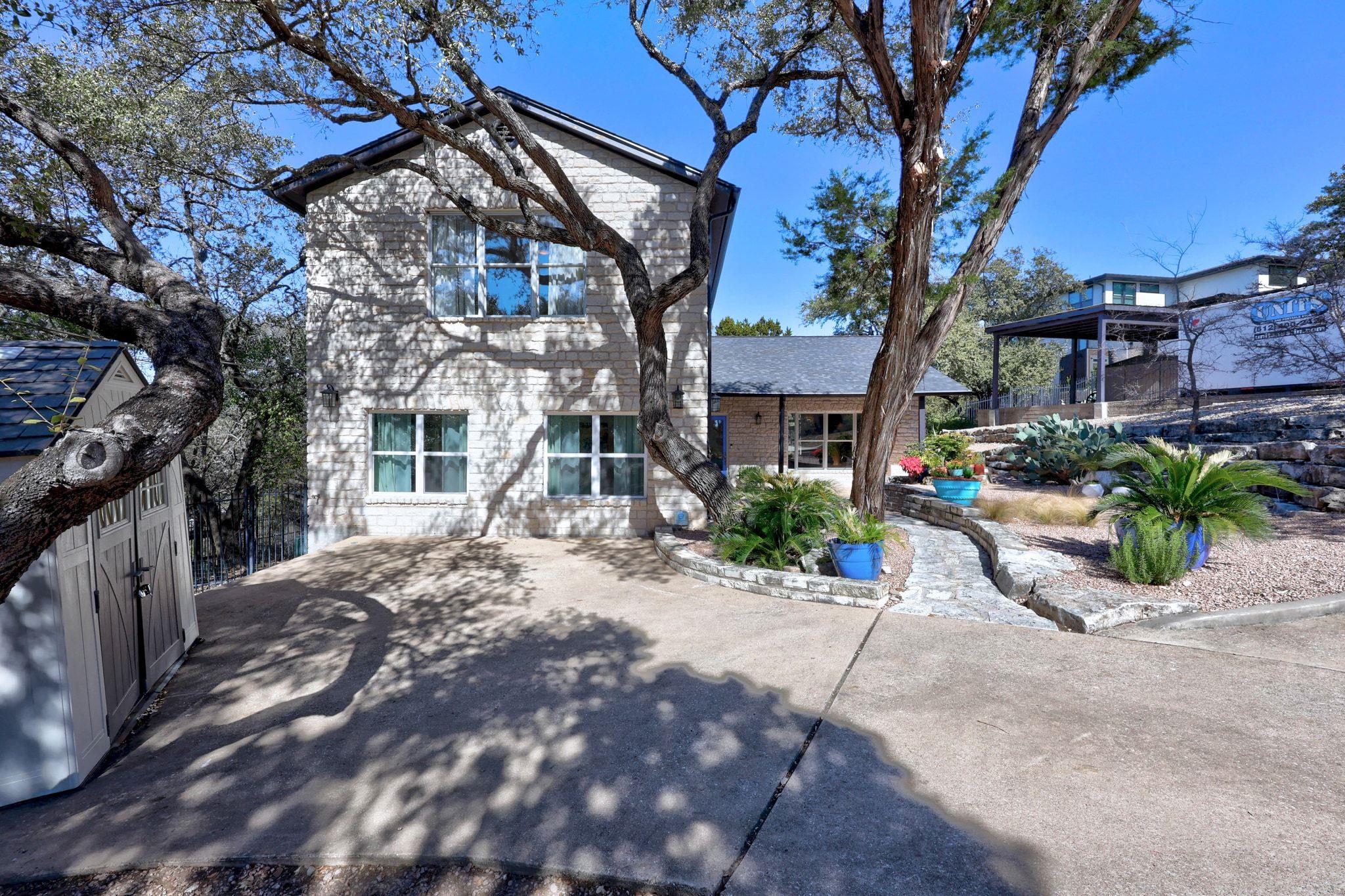 5600 Blueridge CT