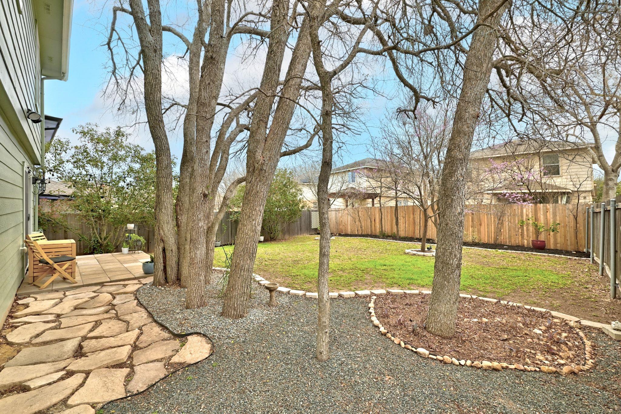 6005 Elfen WAY