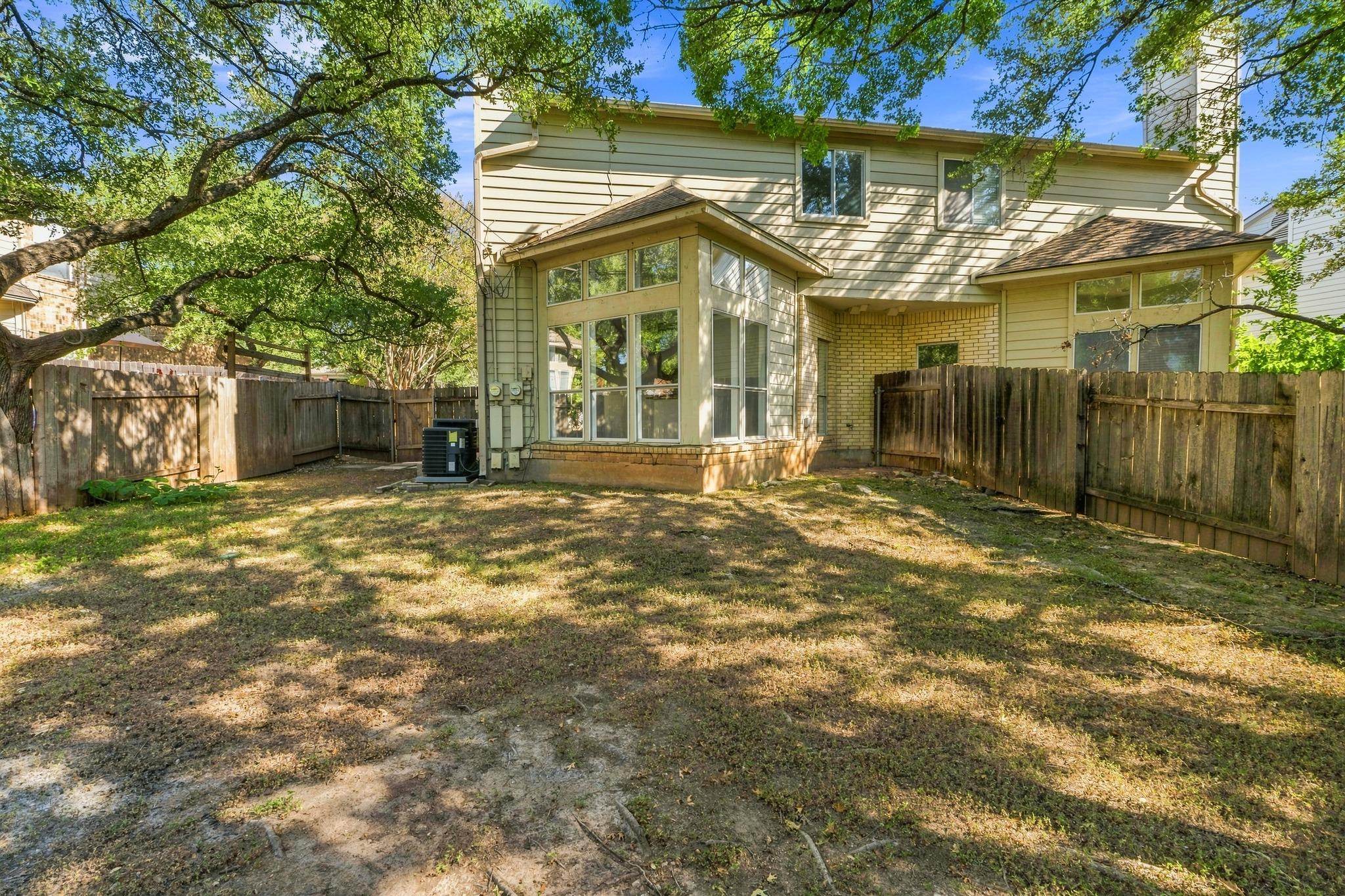 5711 Taylor Draper CV # B