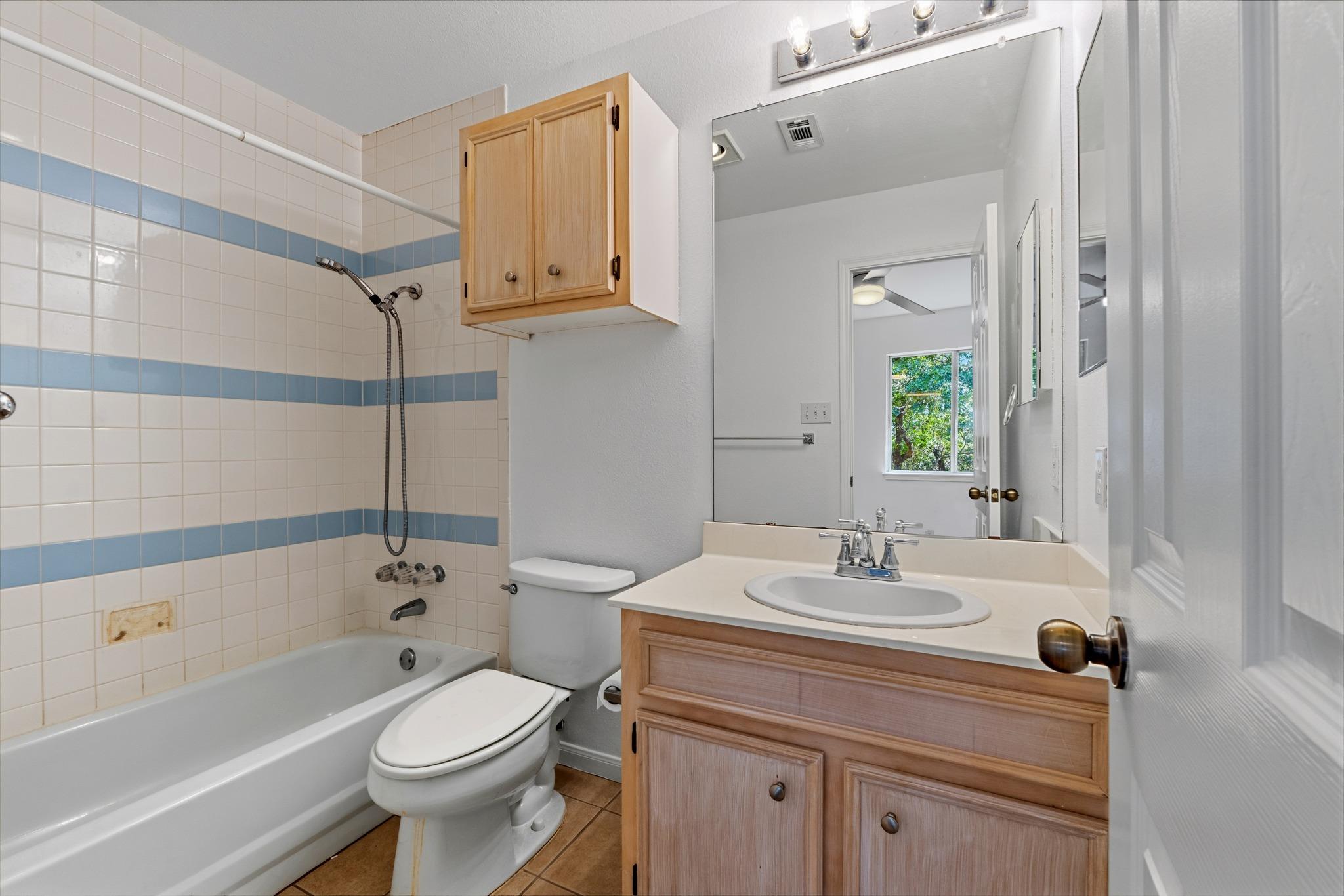 5711 Taylor Draper CV # B