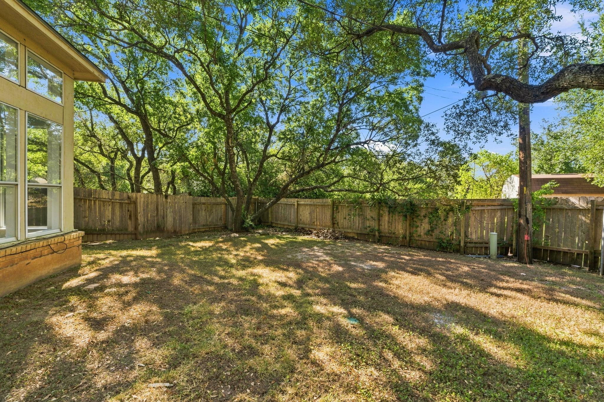 5711 Taylor Draper CV # B