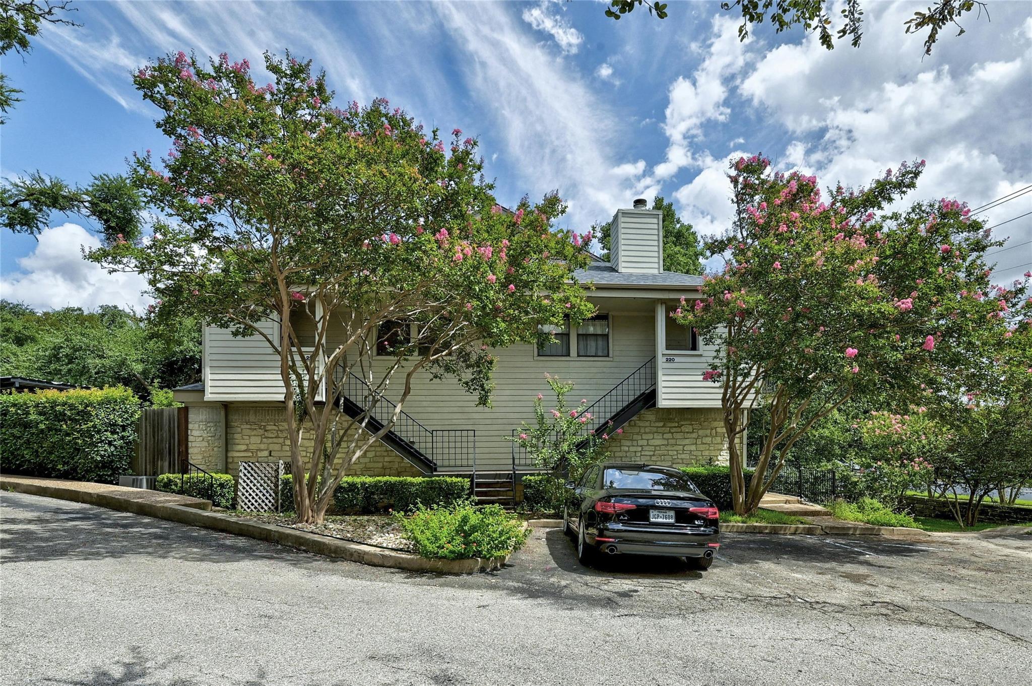 9226 Jollyville RD # 221
