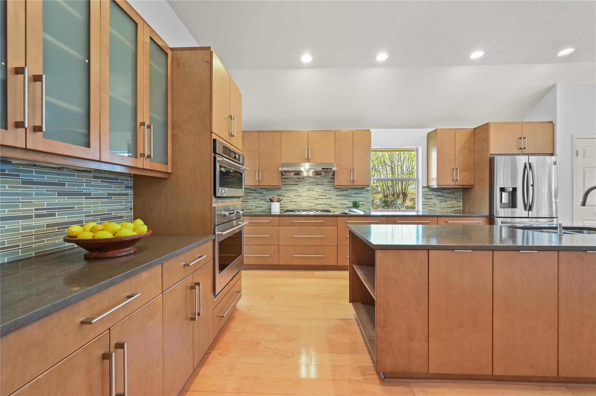 5156 China Garden DR