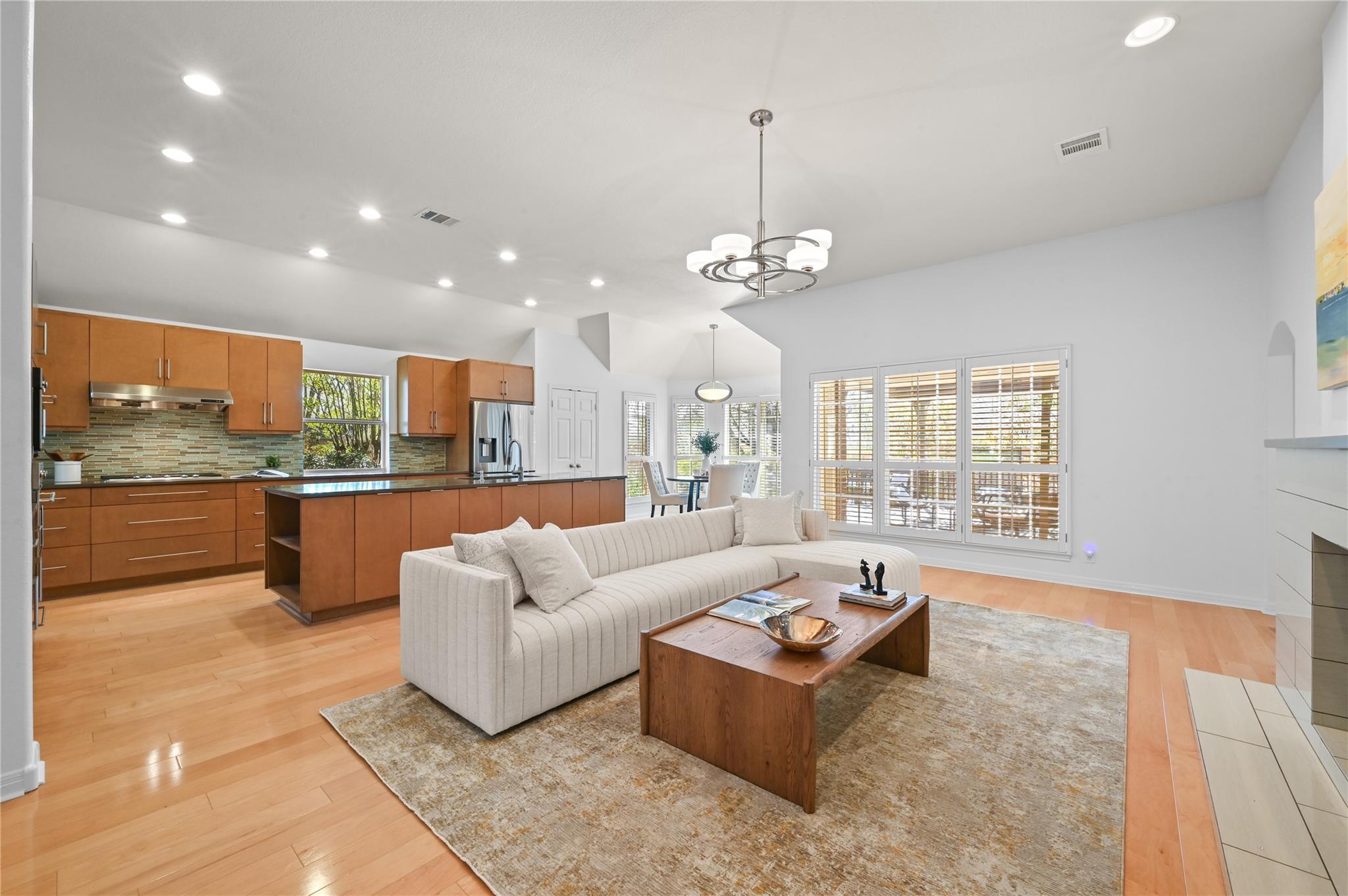 5156 China Garden DR