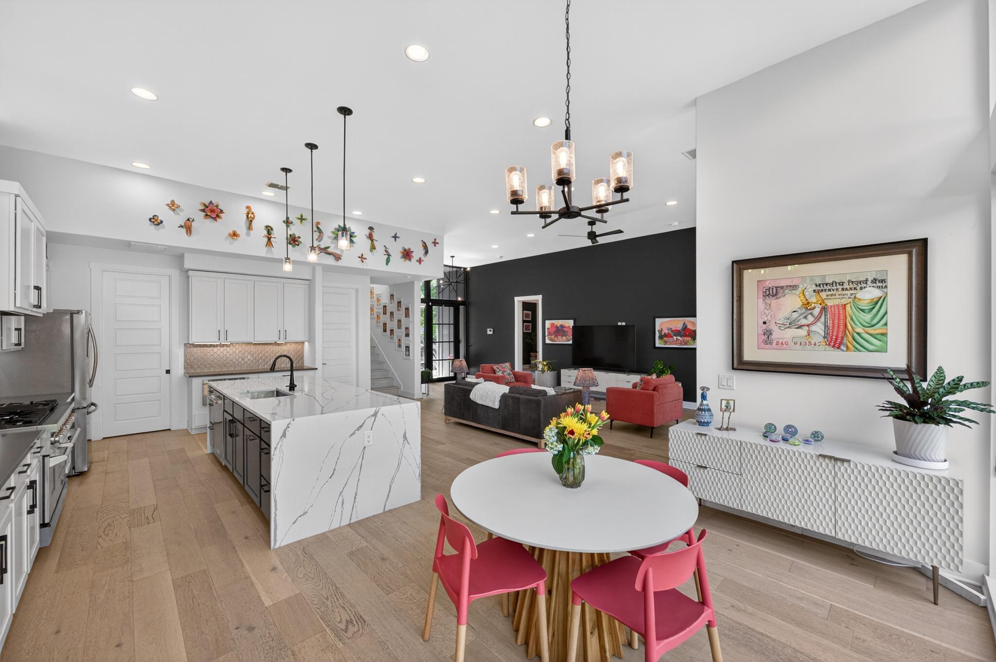 4804 Gladeview