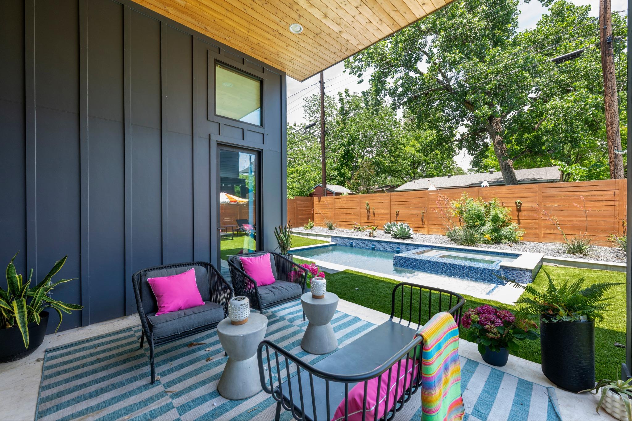 4804 Gladeview