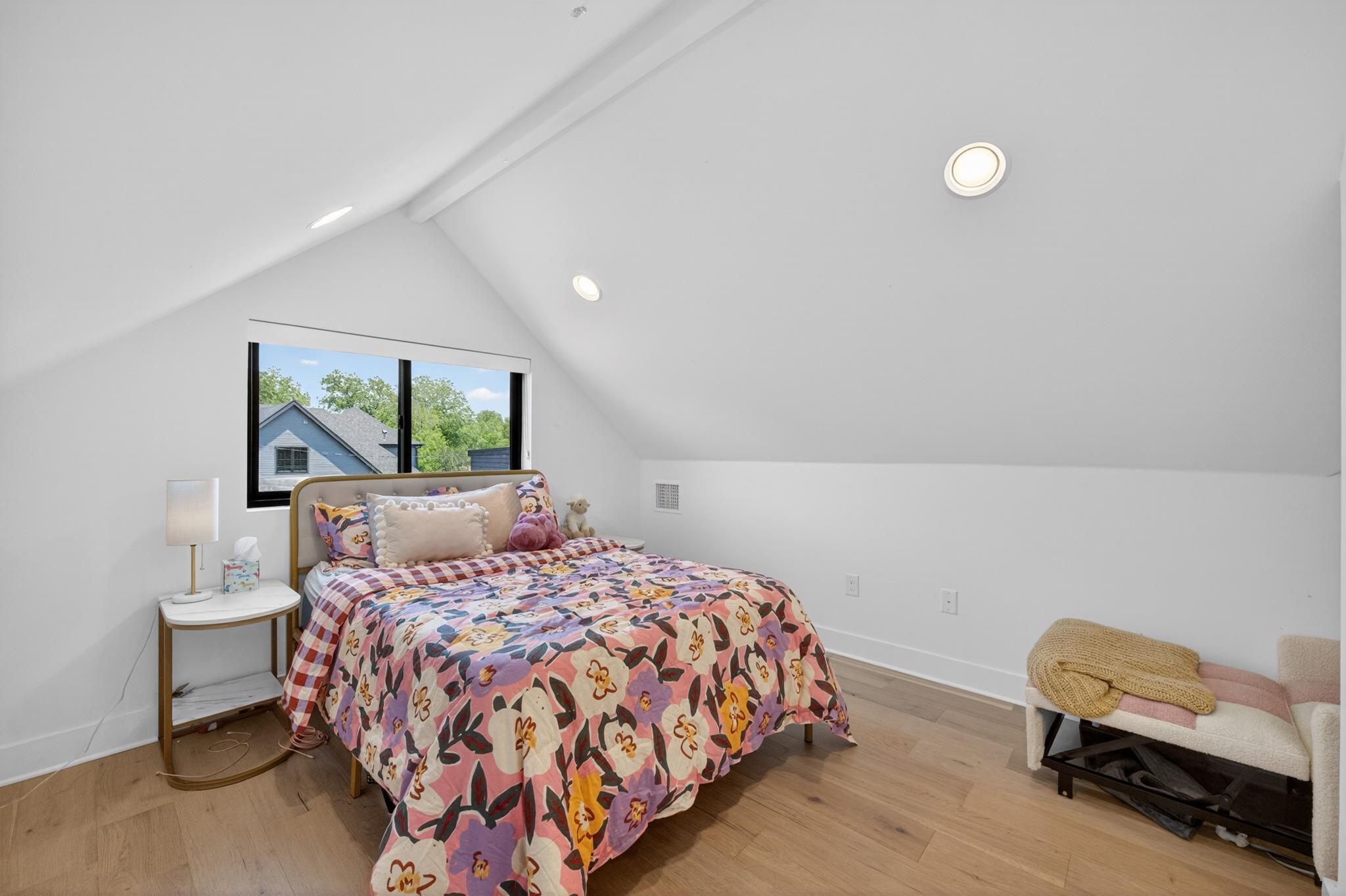 4804 Gladeview
