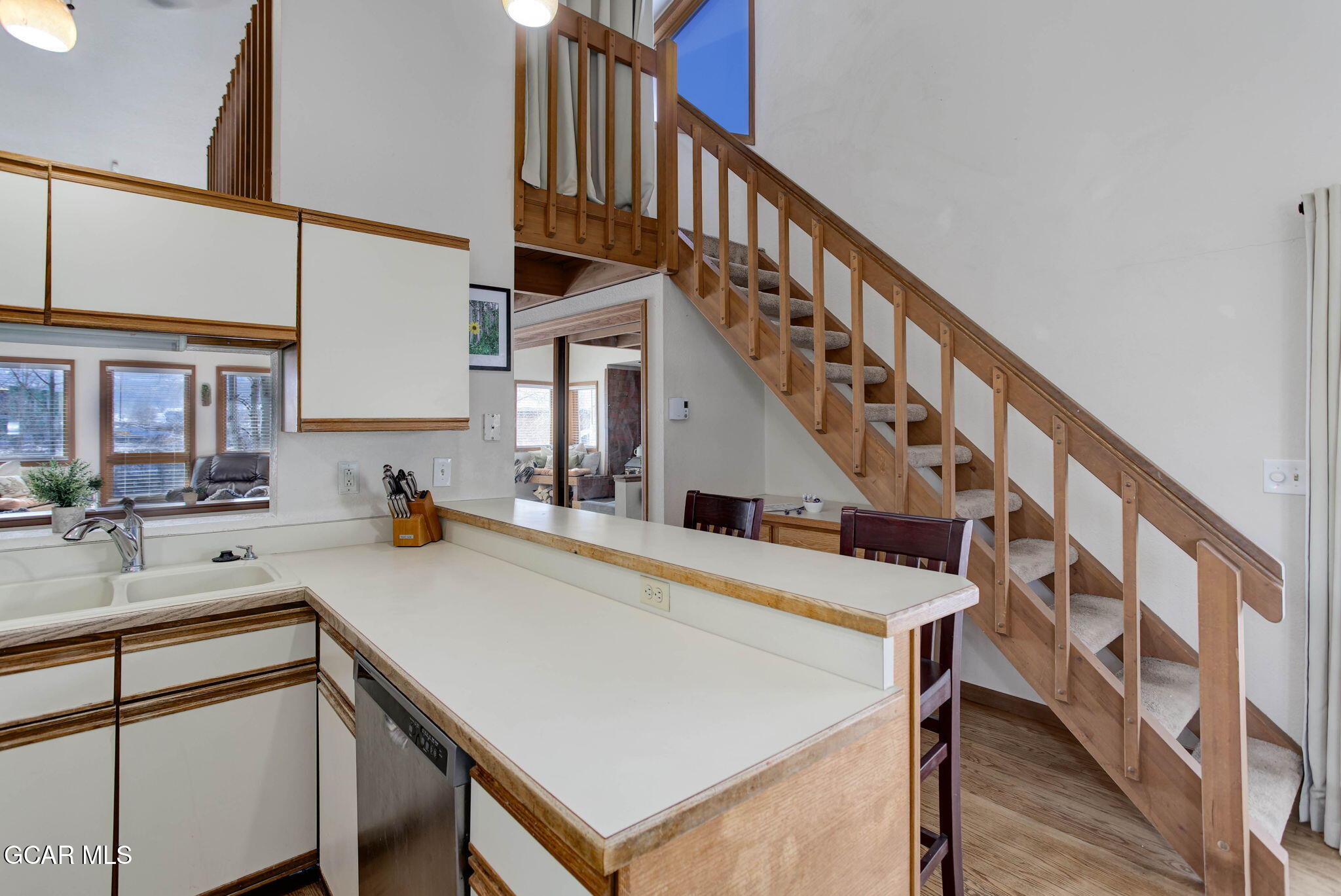 524 SUNRIVER Drive 12