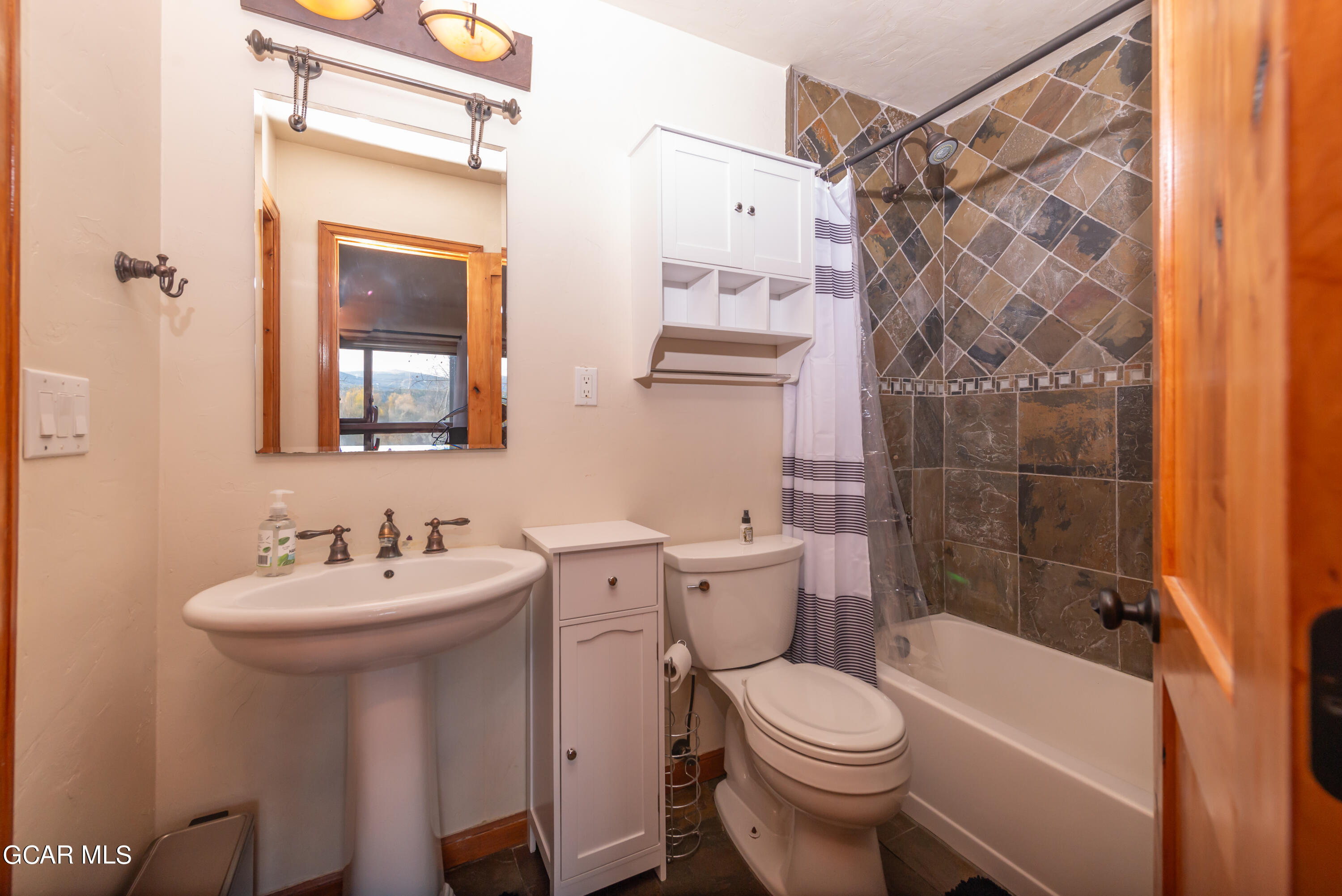 524 SUNRIVER Drive 12