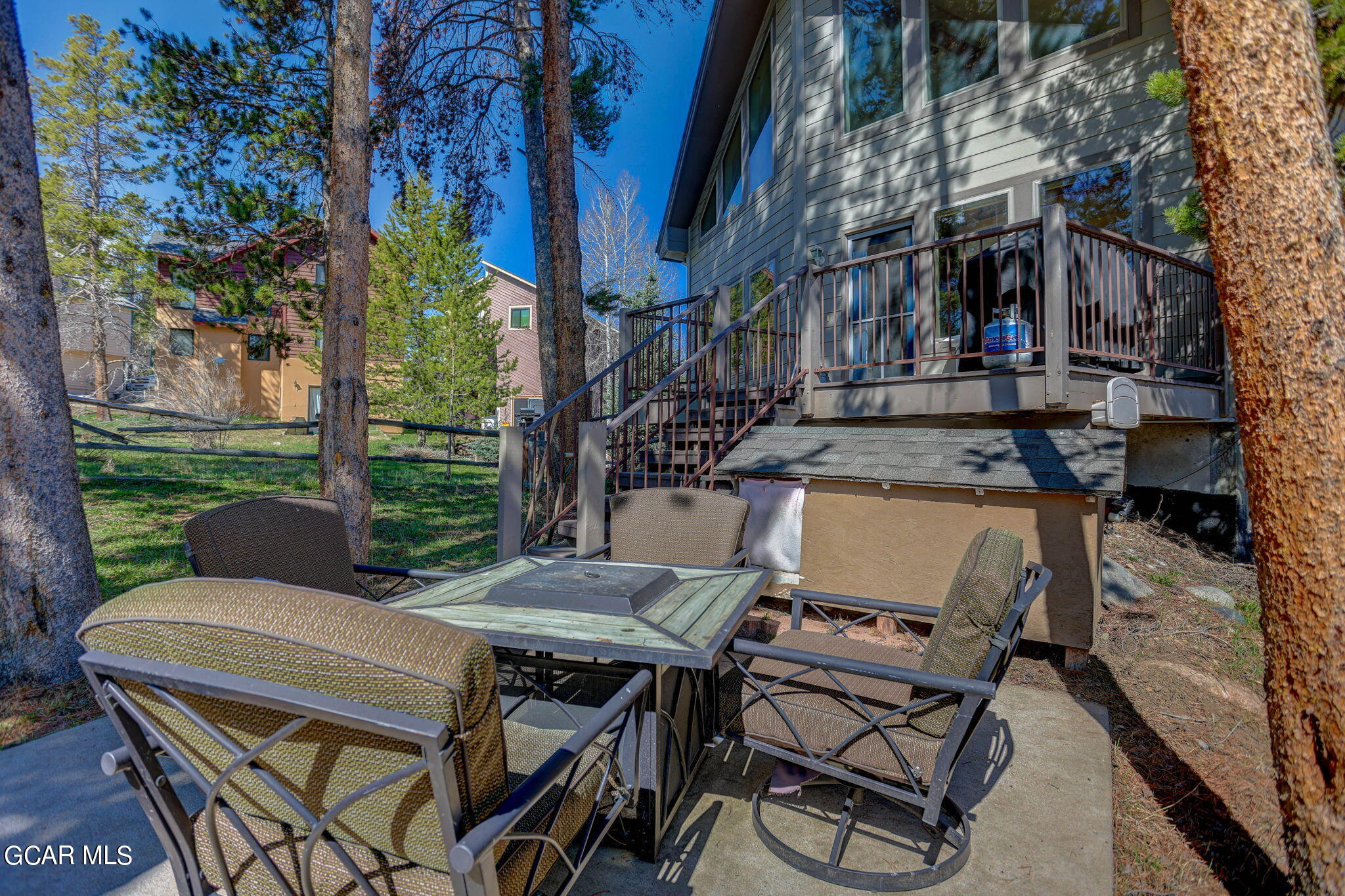 840 BADGER Lane