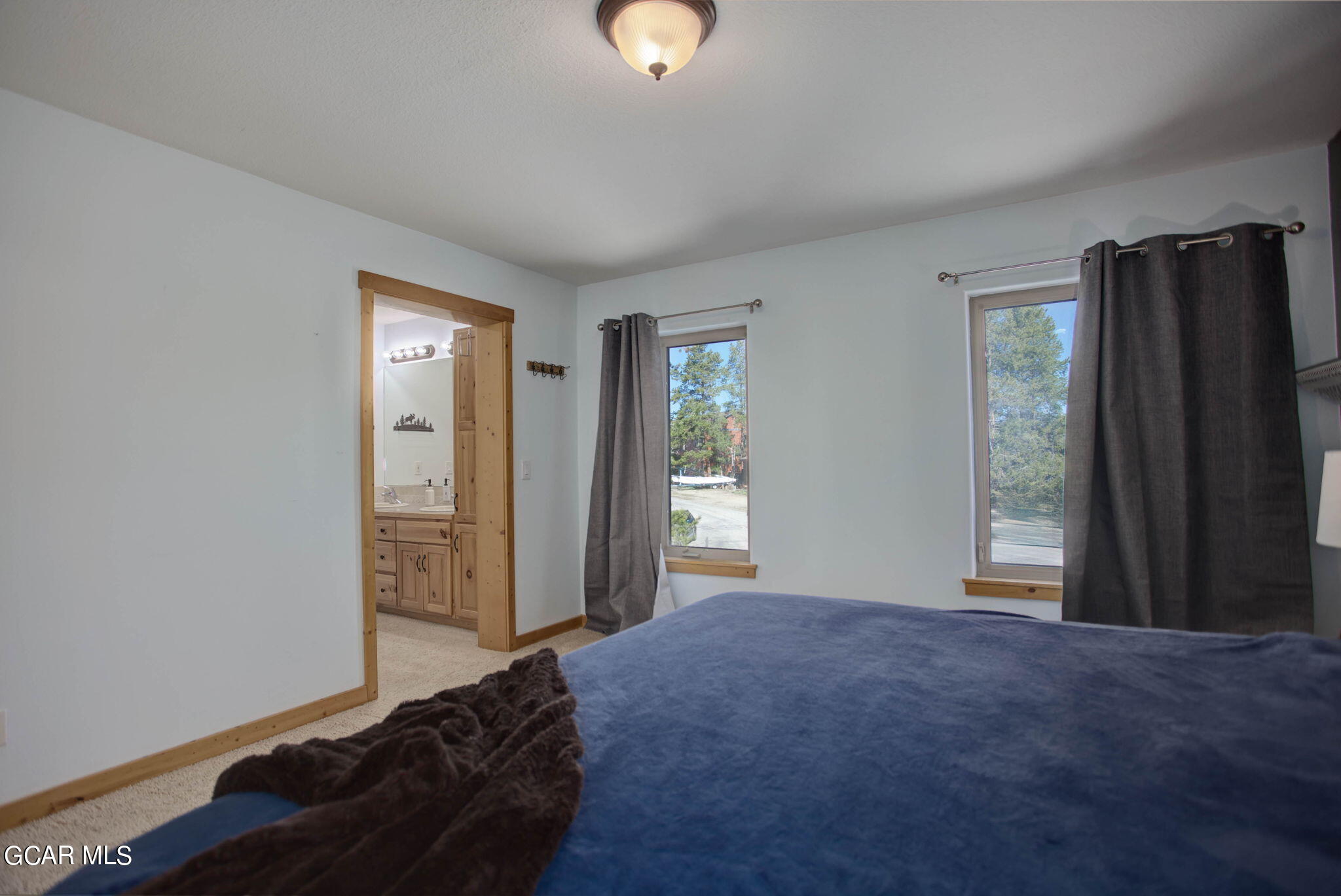 840 BADGER Lane