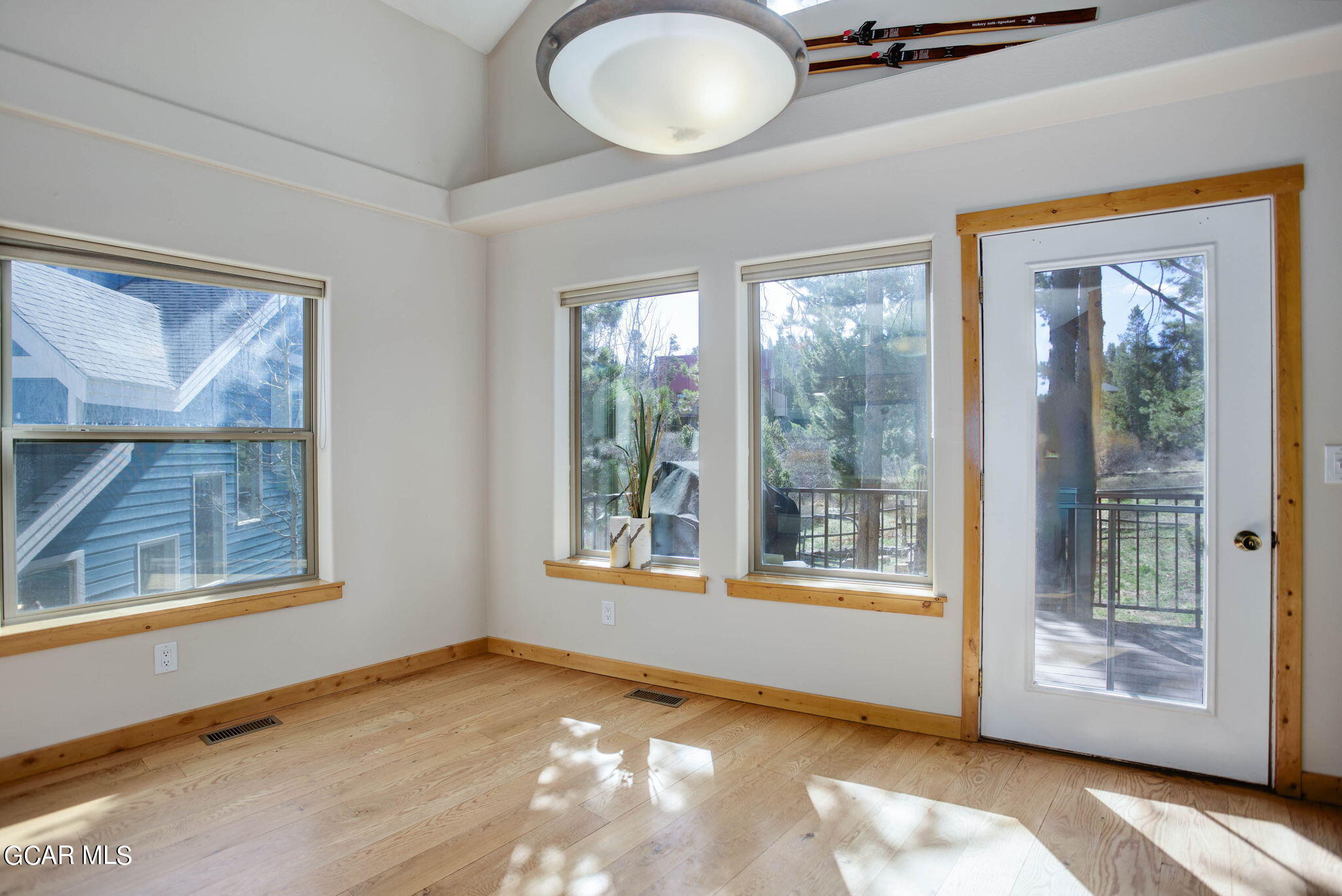 840 BADGER Lane