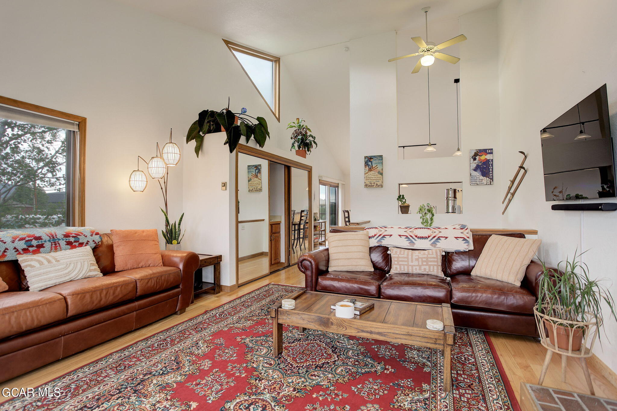 524 SUNRIVER Drive 8