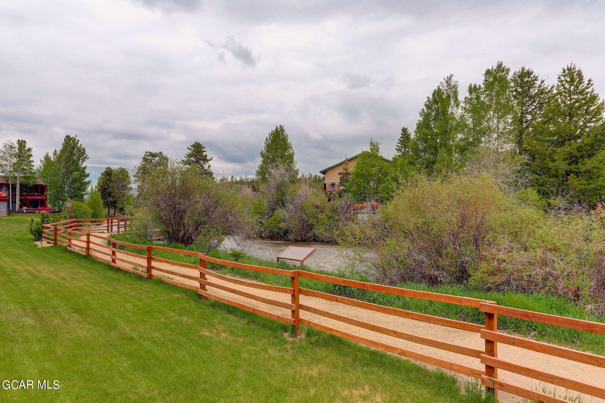 524 SUNRIVER Drive 8