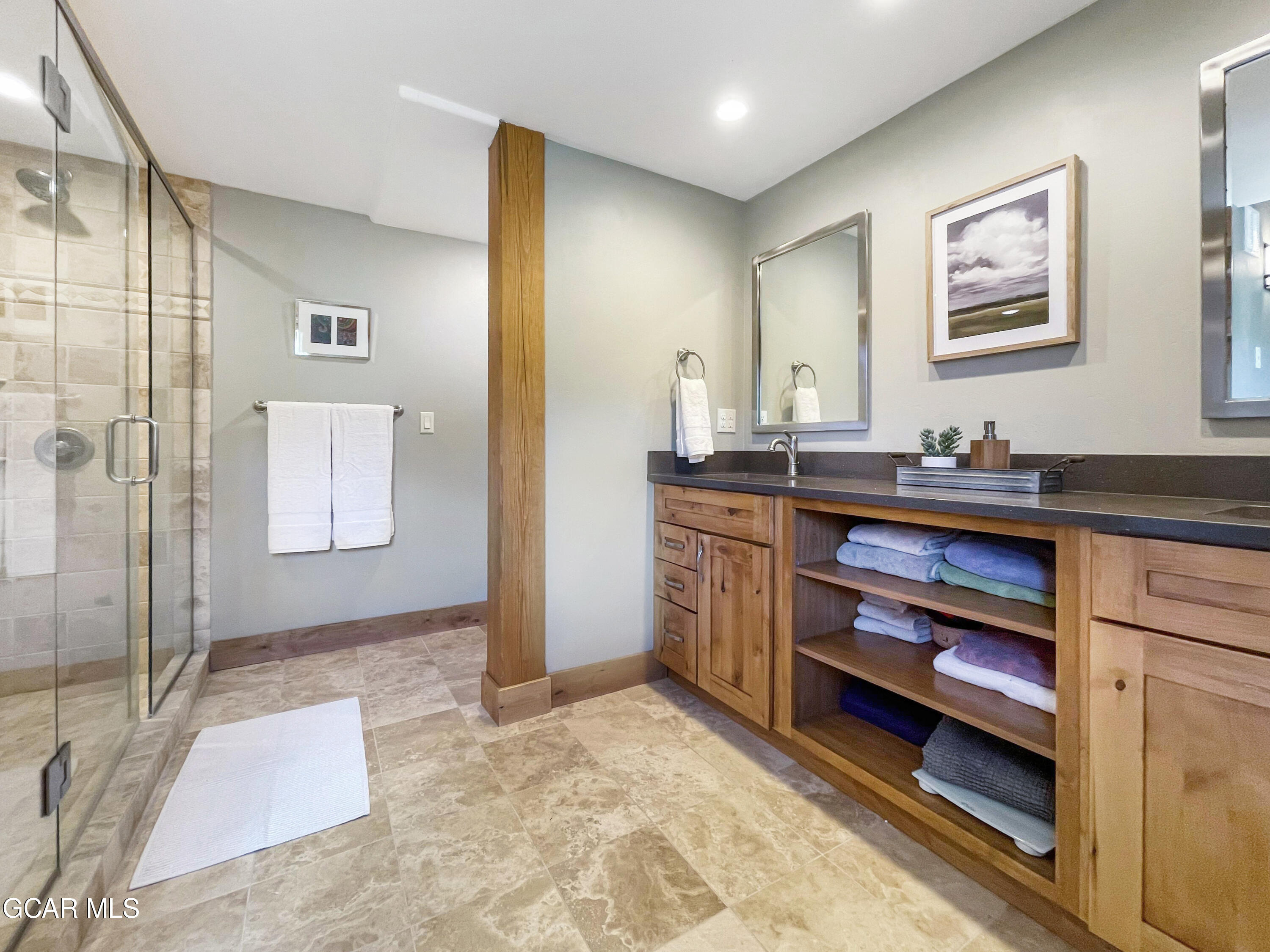 642 GCR 5199 aka Snow Ridge Dr