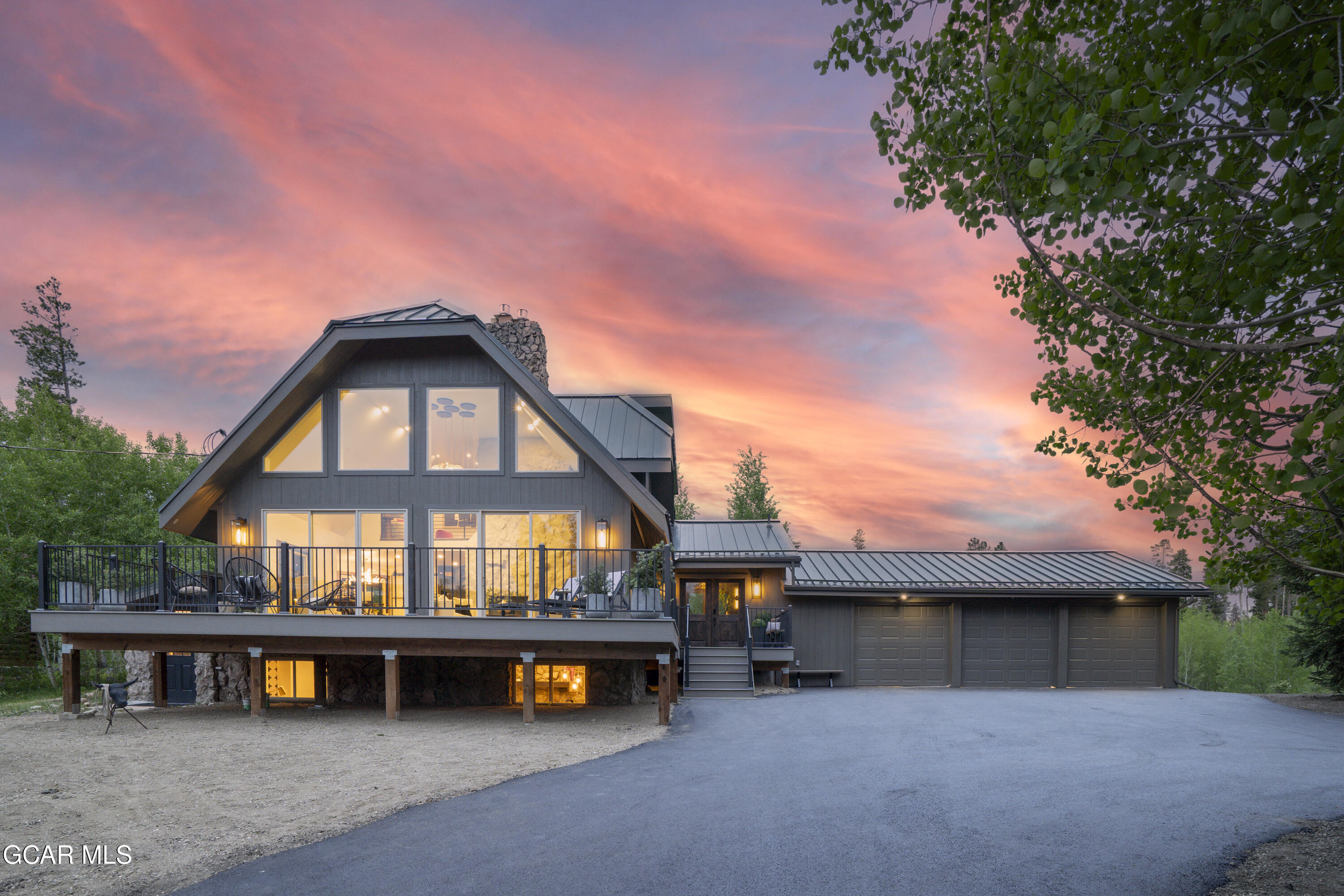 189 PINE CONE Lane