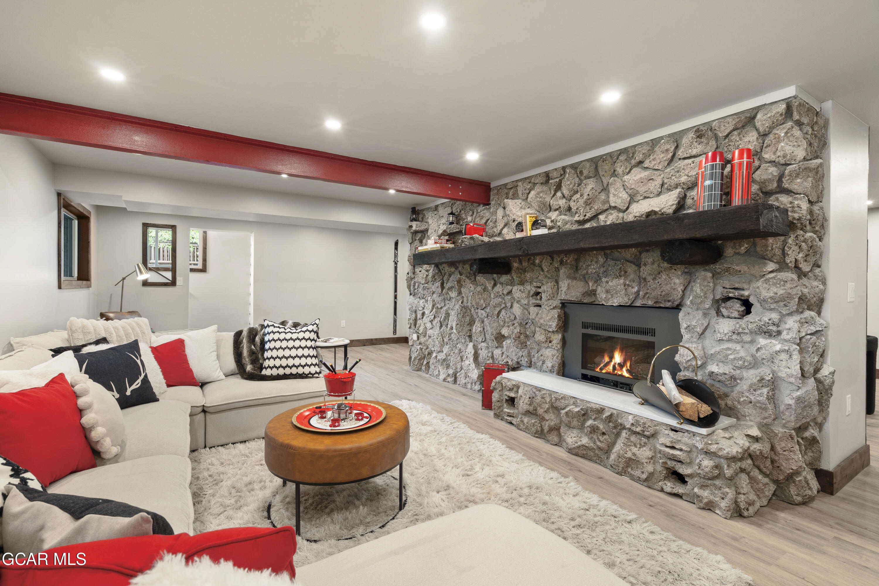 189 PINE CONE Lane