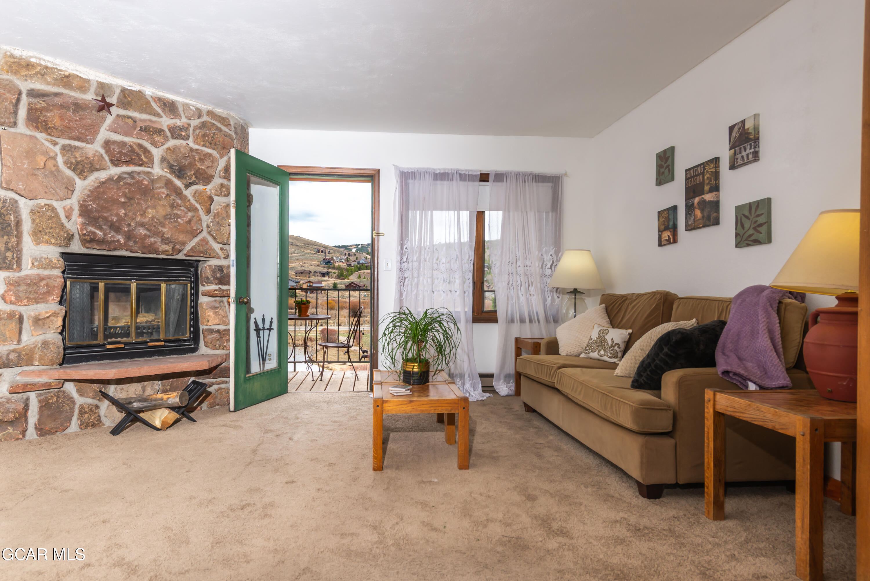 62927 US HWY 40 204/202