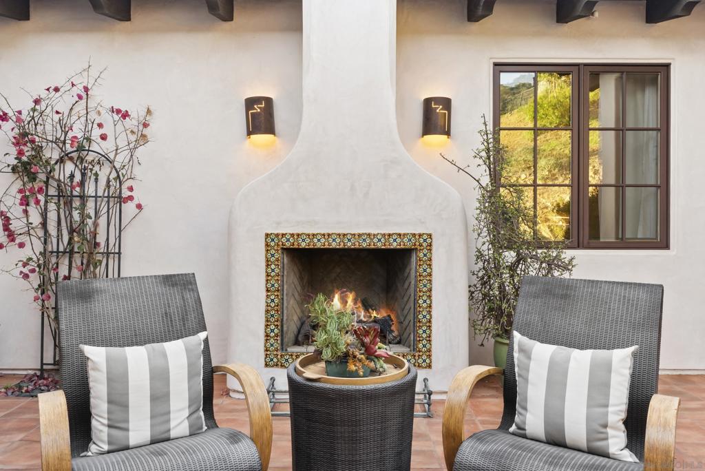 7778 Camino Sin Puente