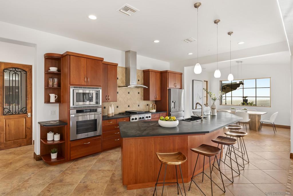 7778 Camino Sin Puente