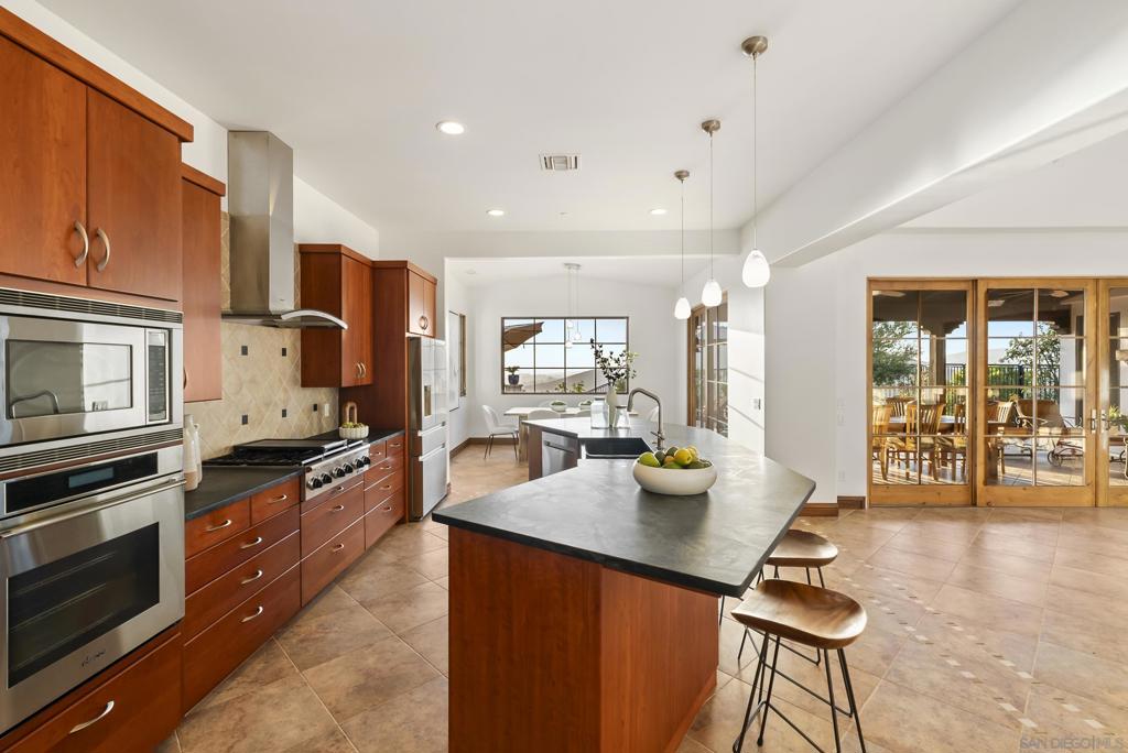 7778 Camino Sin Puente