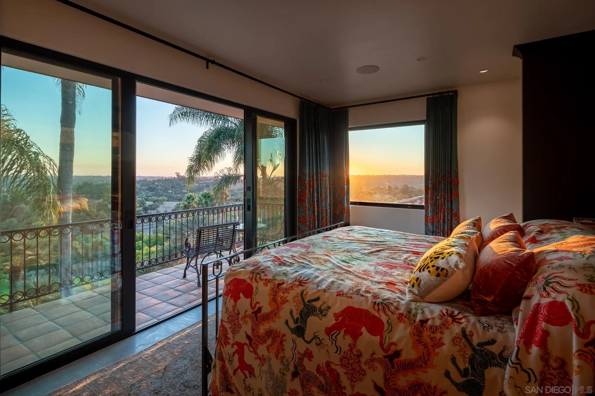 18245 Paseo Victoria