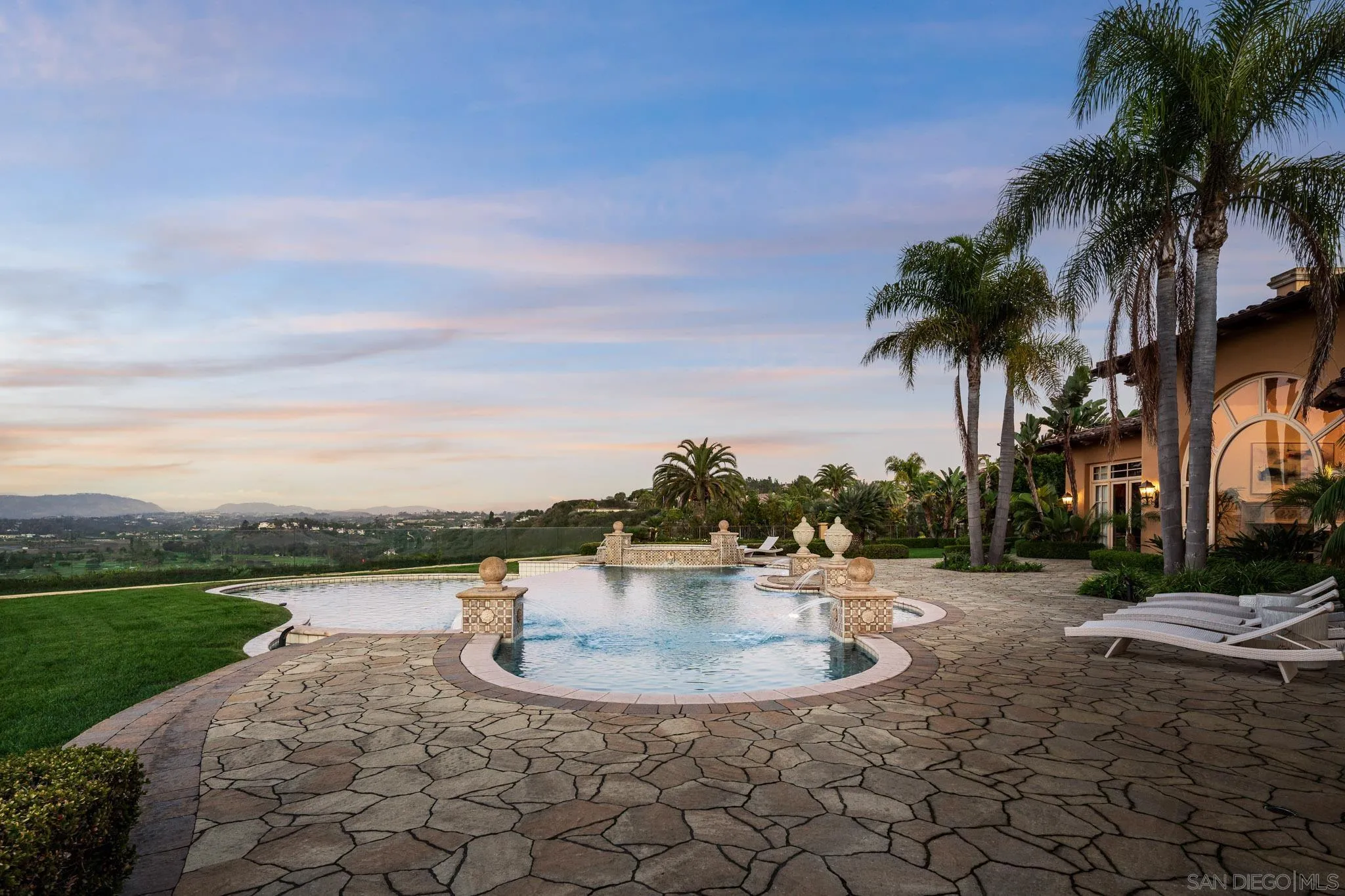 4760 Rancho Del Mar Trail