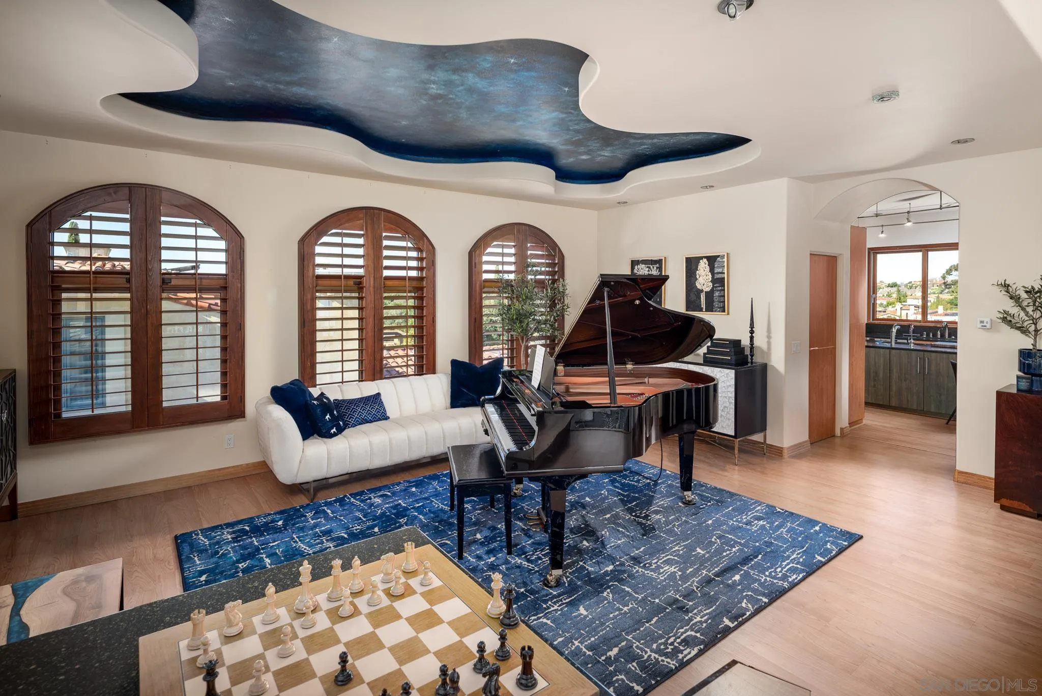 5848 Meadows Del Mar