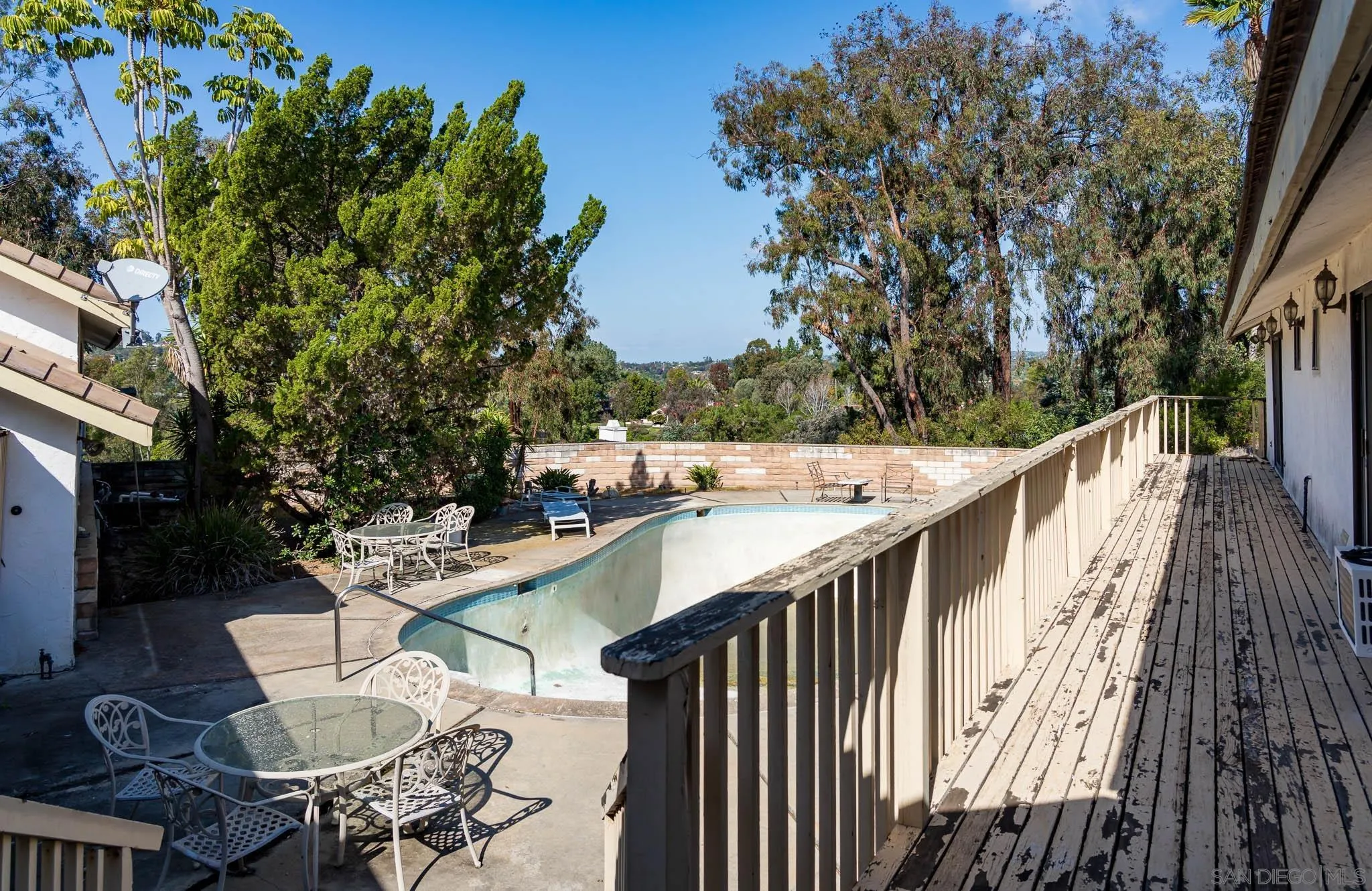 18024 Avenida Alondra