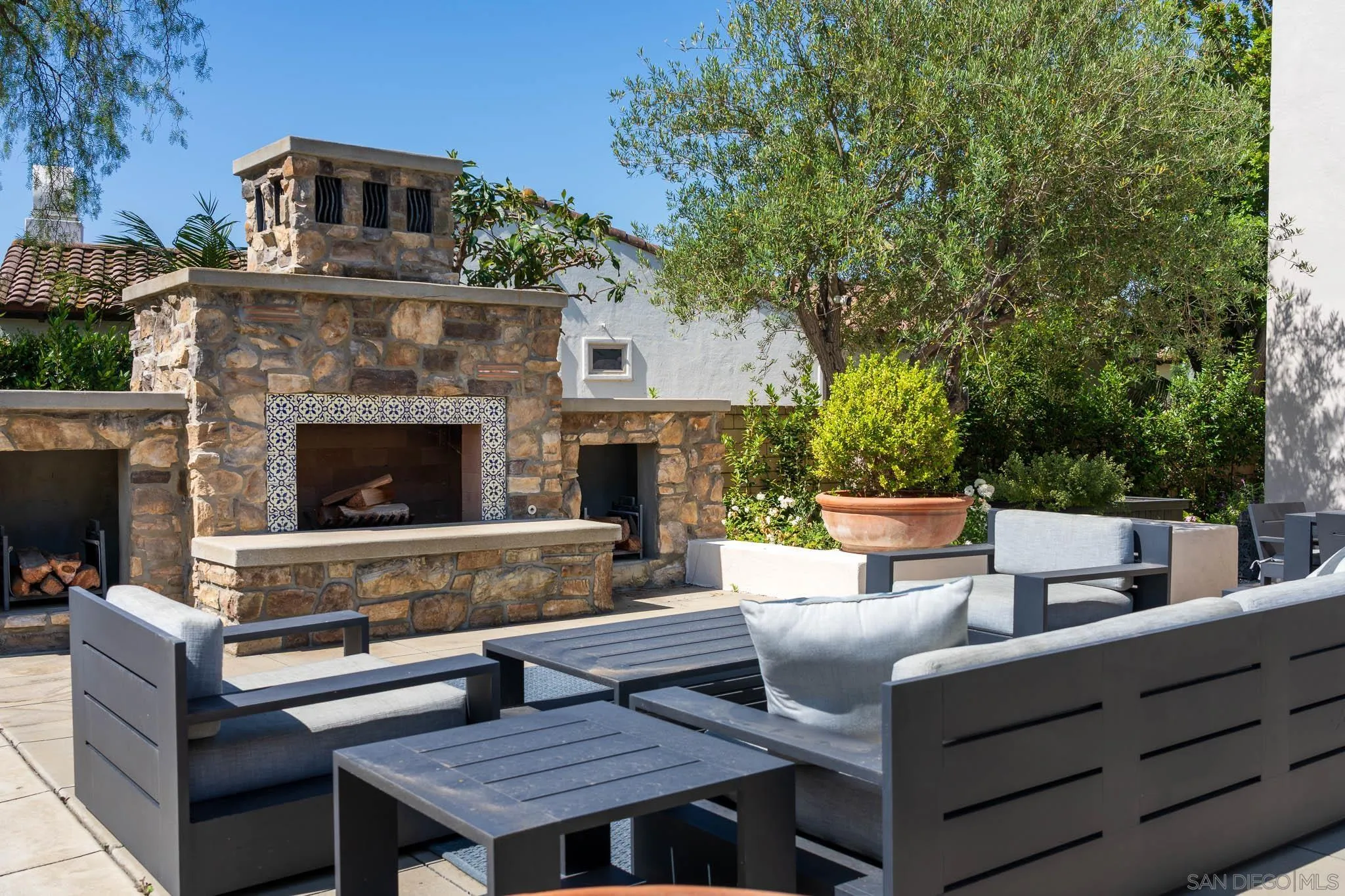 7425 Rancho Cabrillo Trail