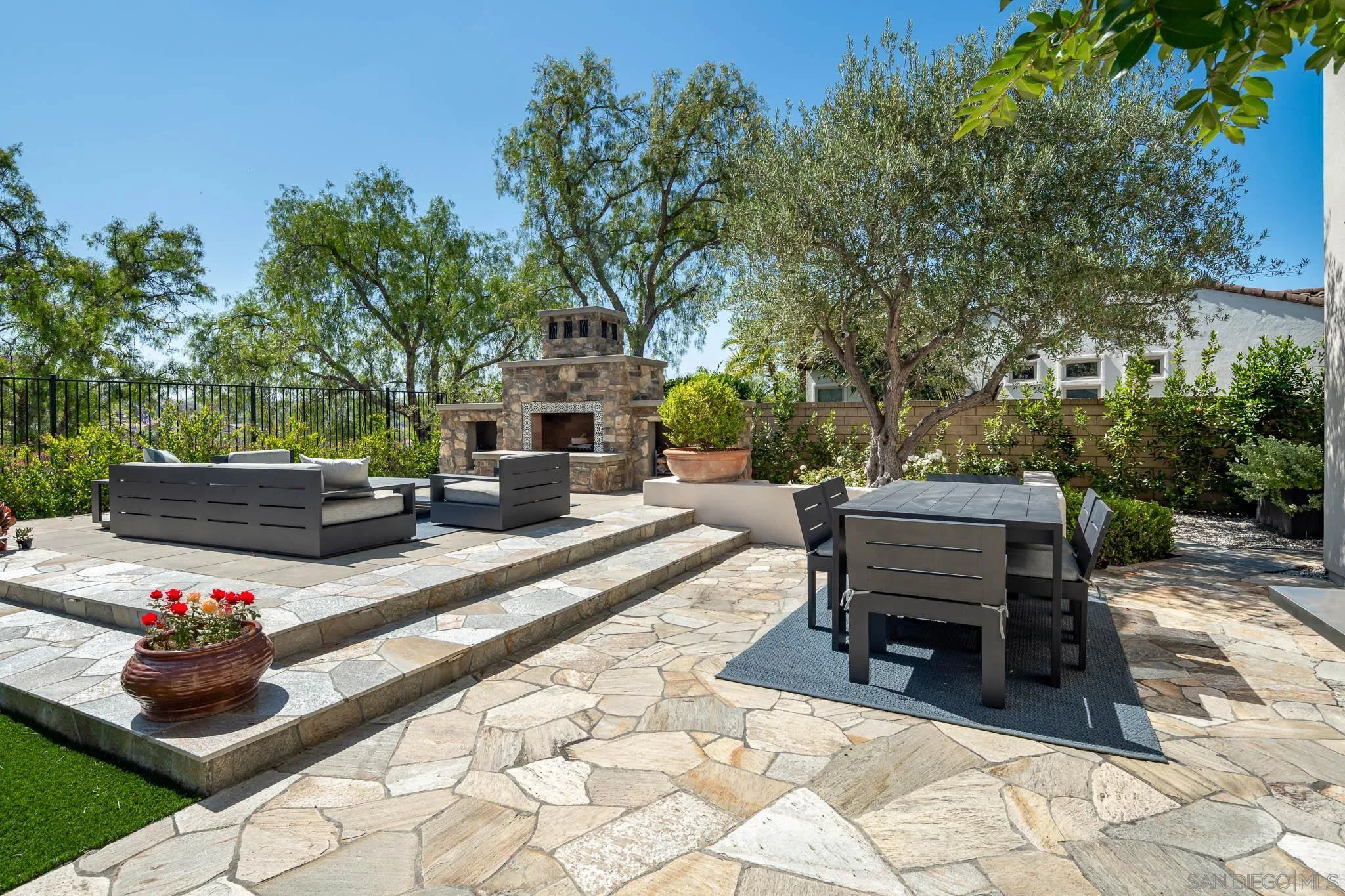 7425 Rancho Cabrillo Trail