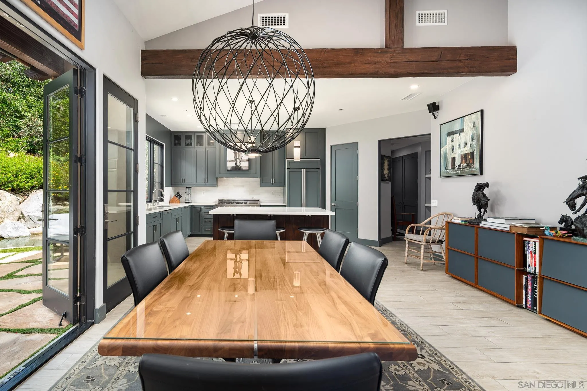 6154 Camino Selva