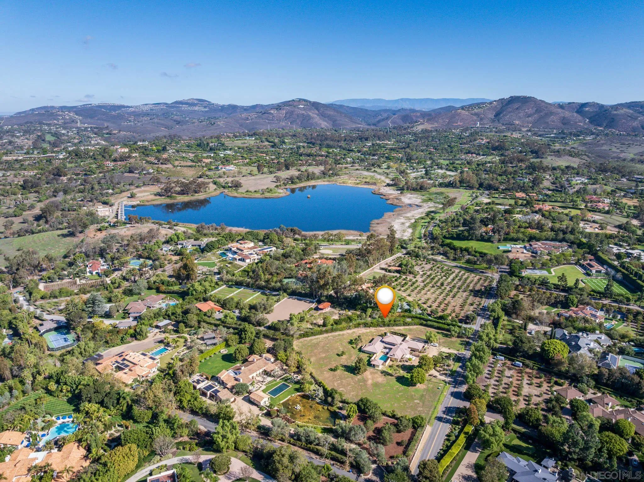6358 Lago Lindo