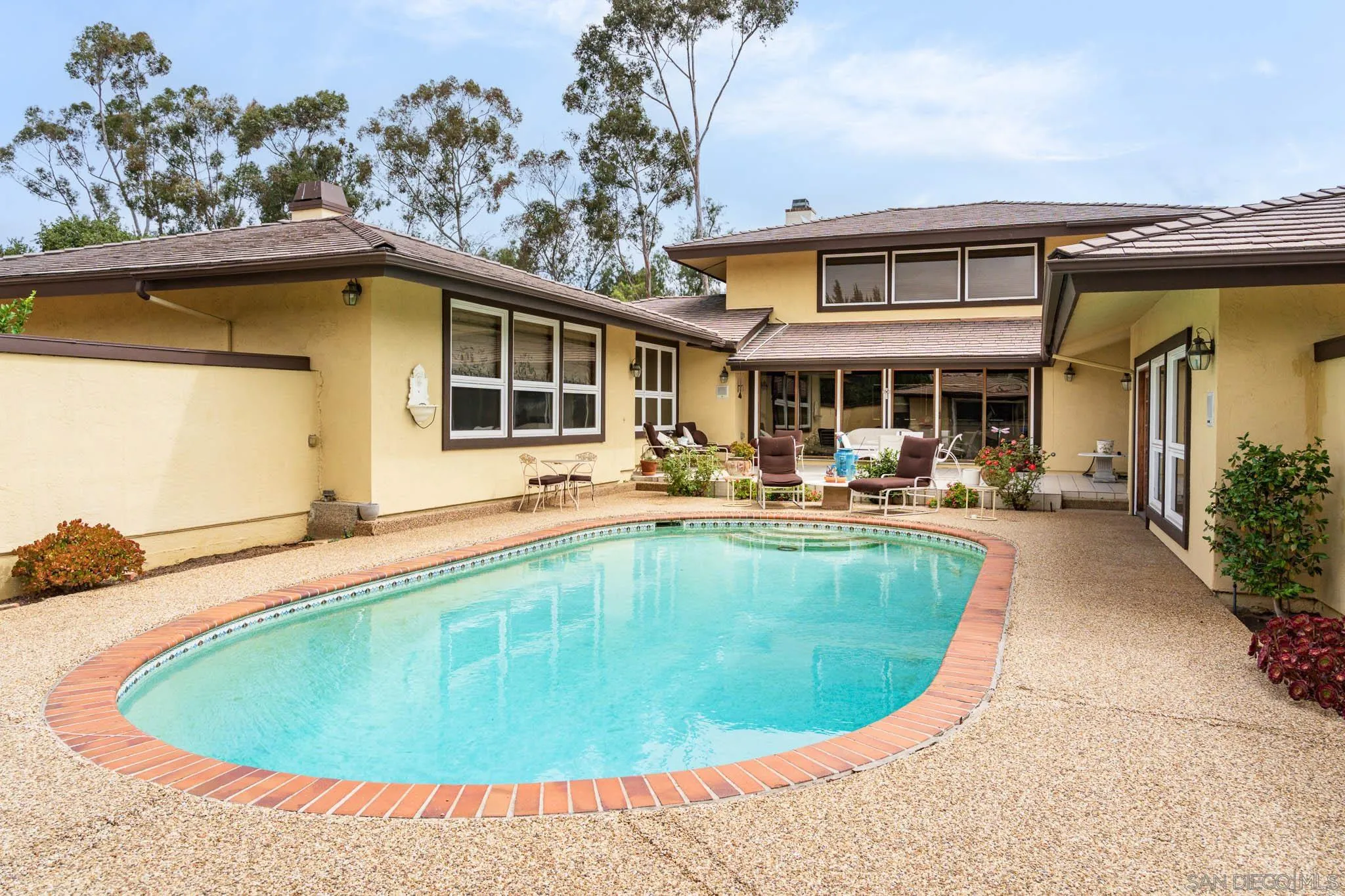 6358 Lago Lindo