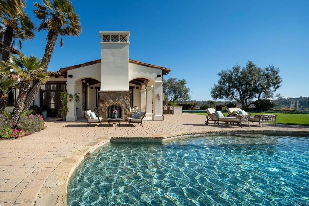 5031 Rancho Del Mar Trail