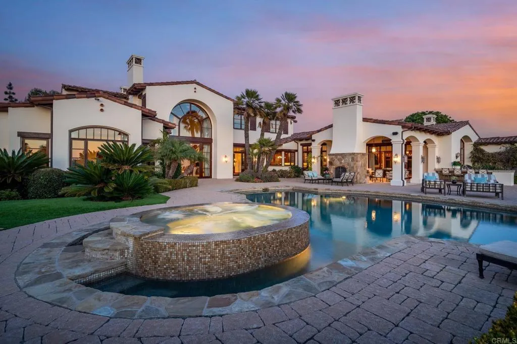 5031 Rancho Del Mar Trail