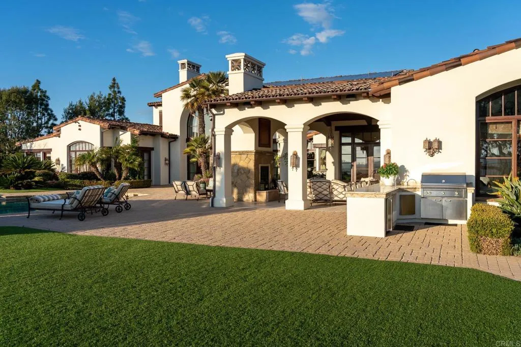5031 Rancho Del Mar Trail