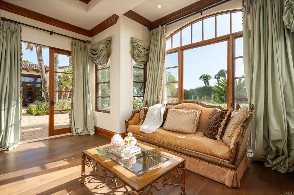 5031 Rancho Del Mar Trail