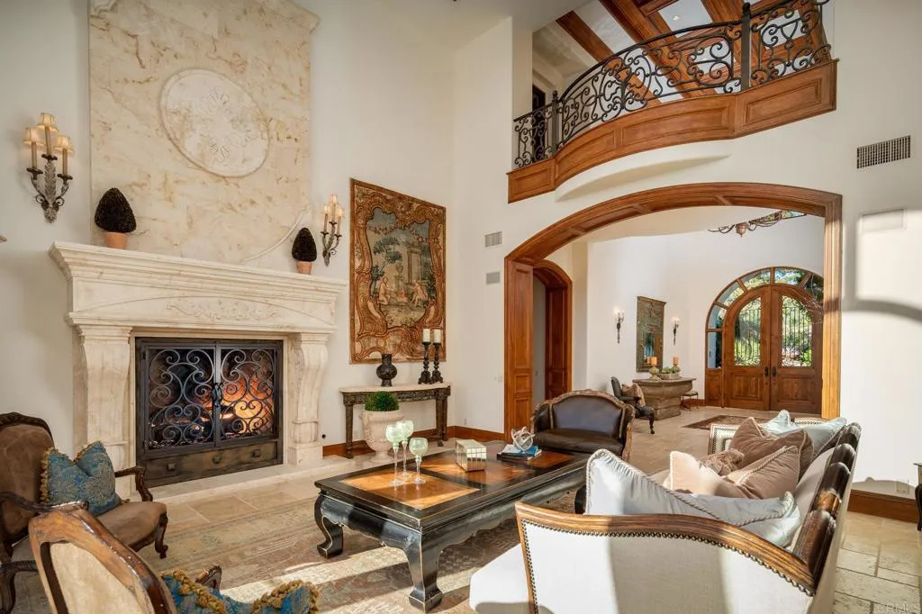 5031 Rancho Del Mar Trail