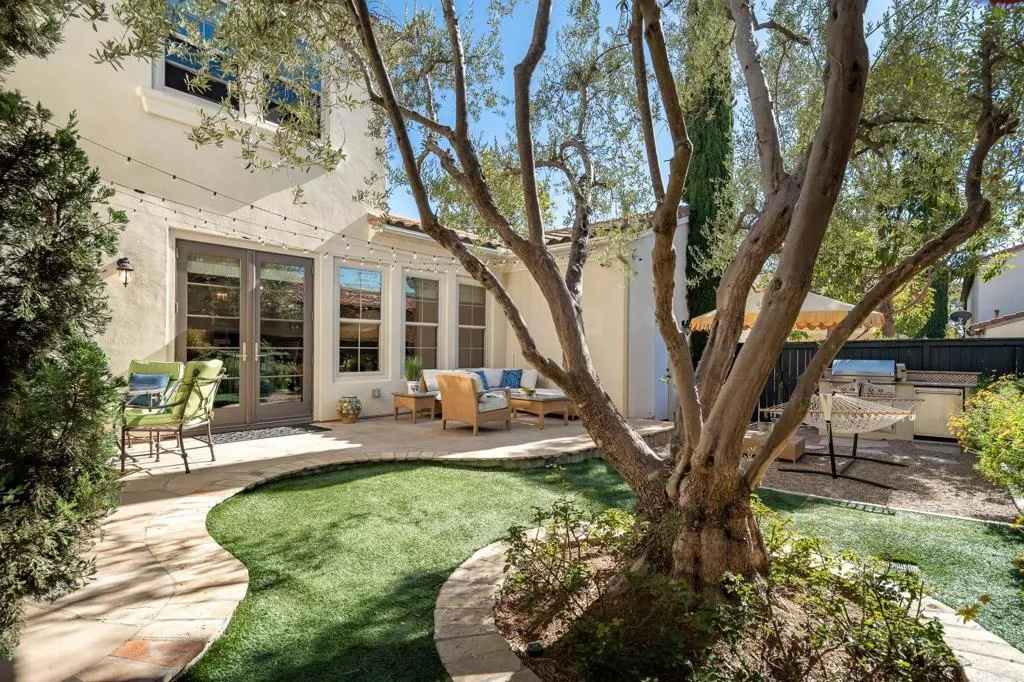 7664 Concerto Ln