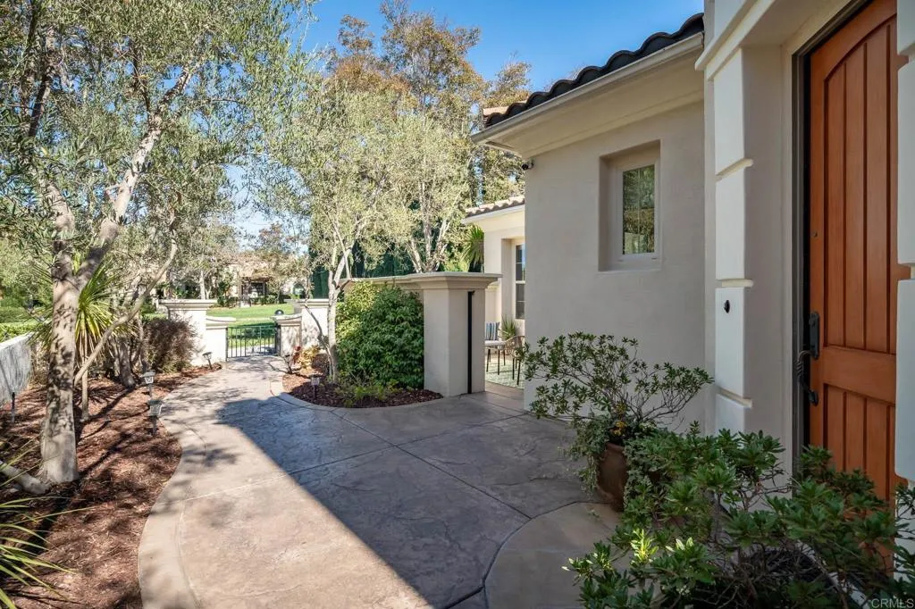 7664 Concerto Ln