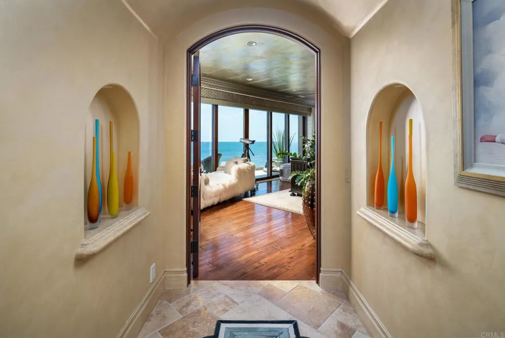 5019 Tierra Del Oro