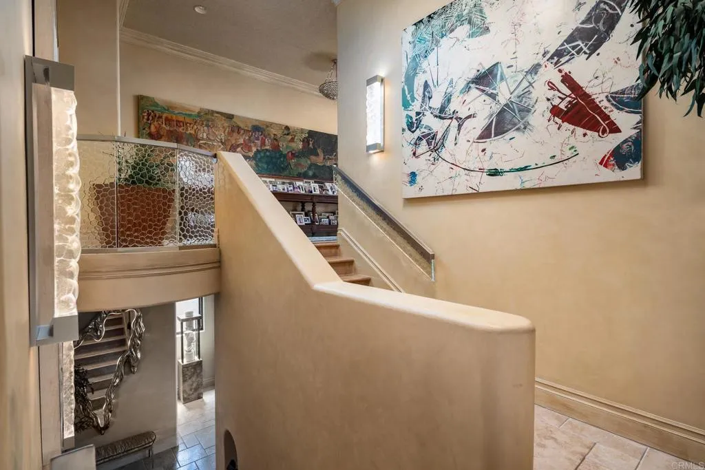 5019 Tierra Del Oro