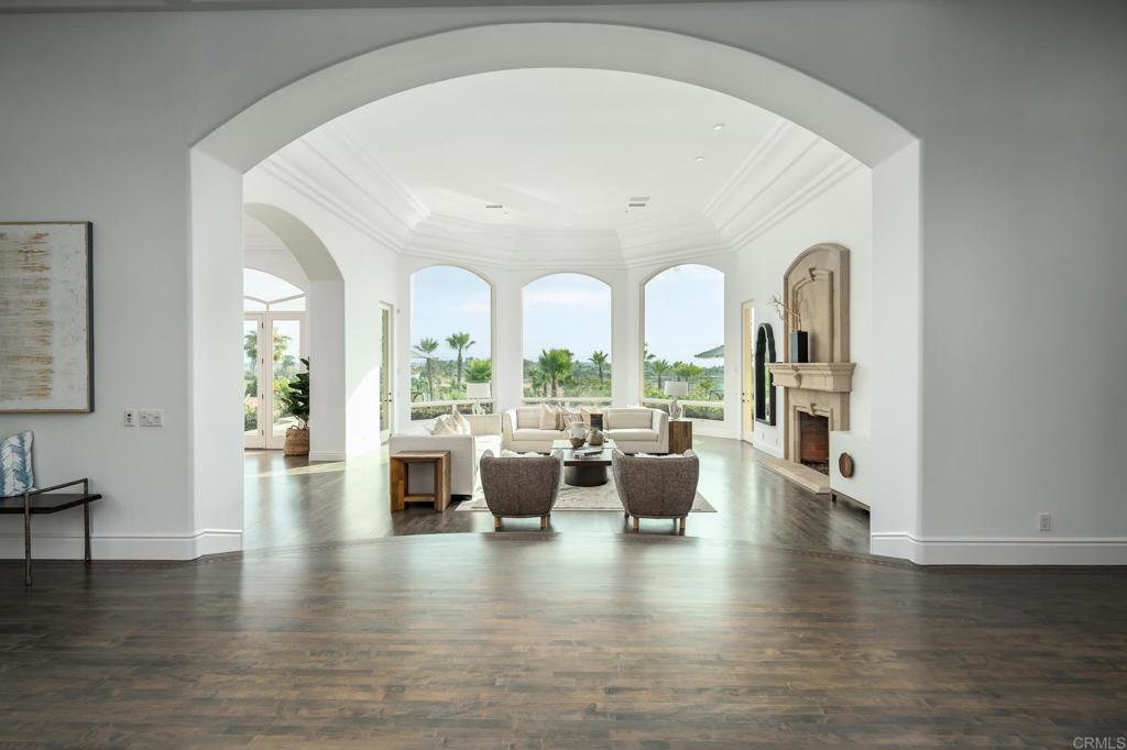 6868 Spyglass Lane