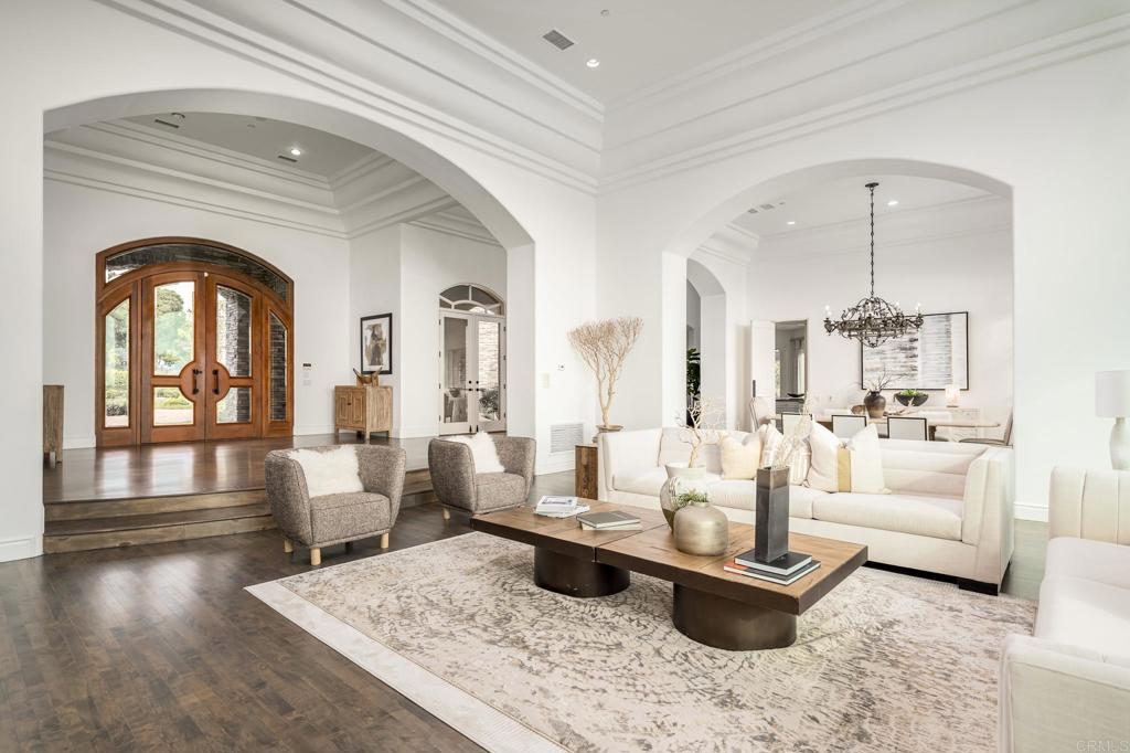 6868 Spyglass Lane