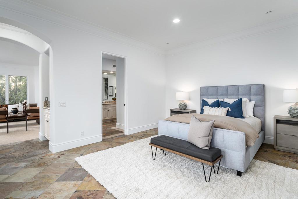 6868 Spyglass Lane