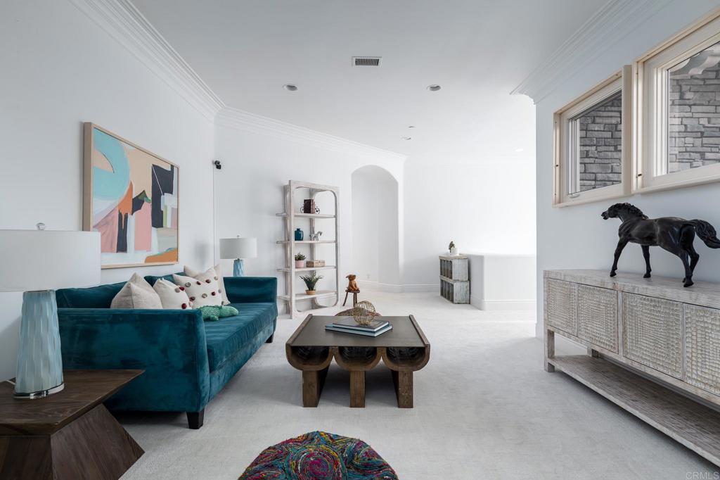 6868 Spyglass Lane