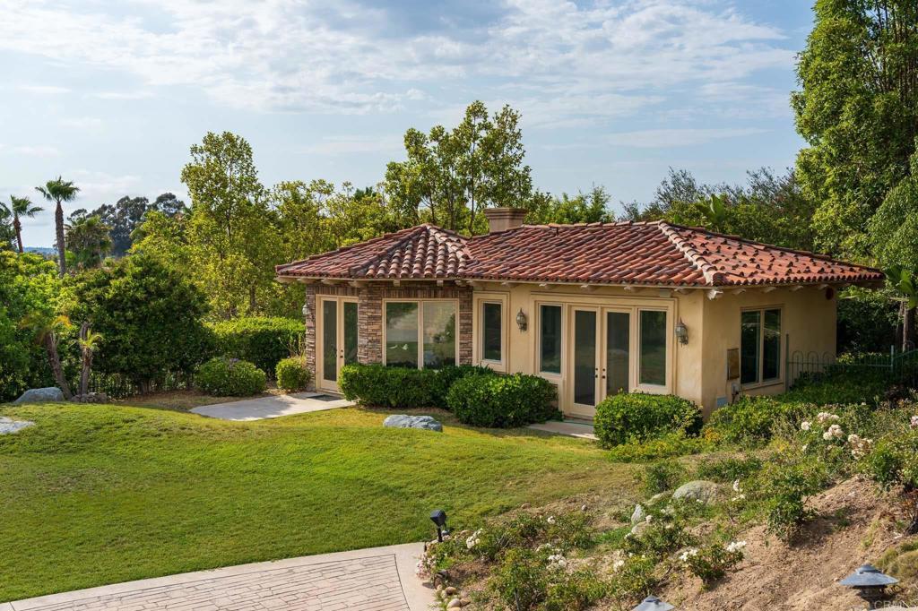 6868 Spyglass Lane
